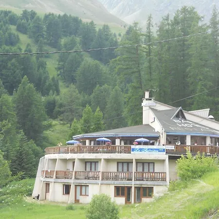 Le Sestriere Отель Ла-Фу